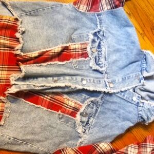 Oli & Hali Medium Washed Plaid Sleeve Denim Jacket Distressed Western Girlie